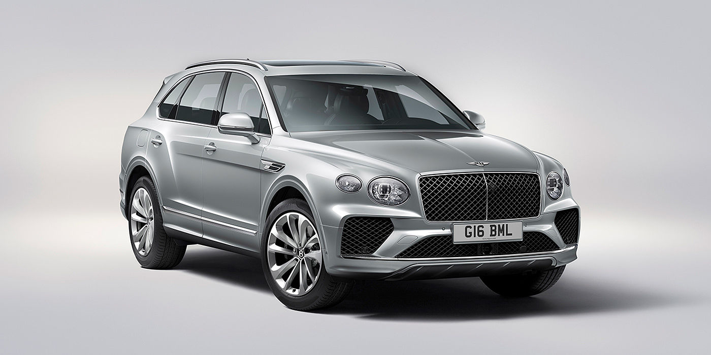 Bentley - Nanchang Bentley Bentayga in Moonbeam paint, front three-quarter view, featuring a matrix grille and elliptical LED headlights.